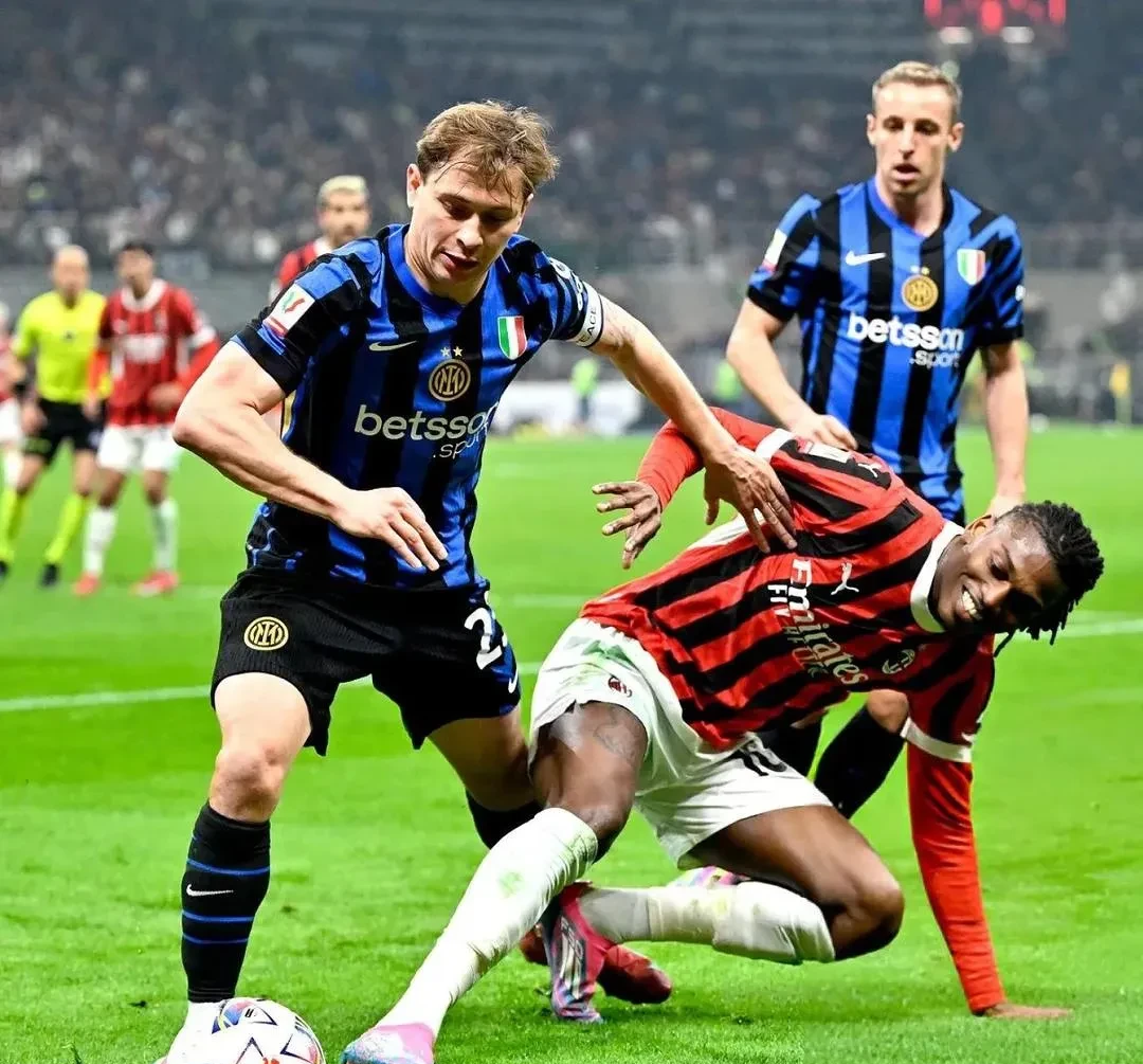 关于乌迪内斯重要球员伤愈复出，士气高涨的信息