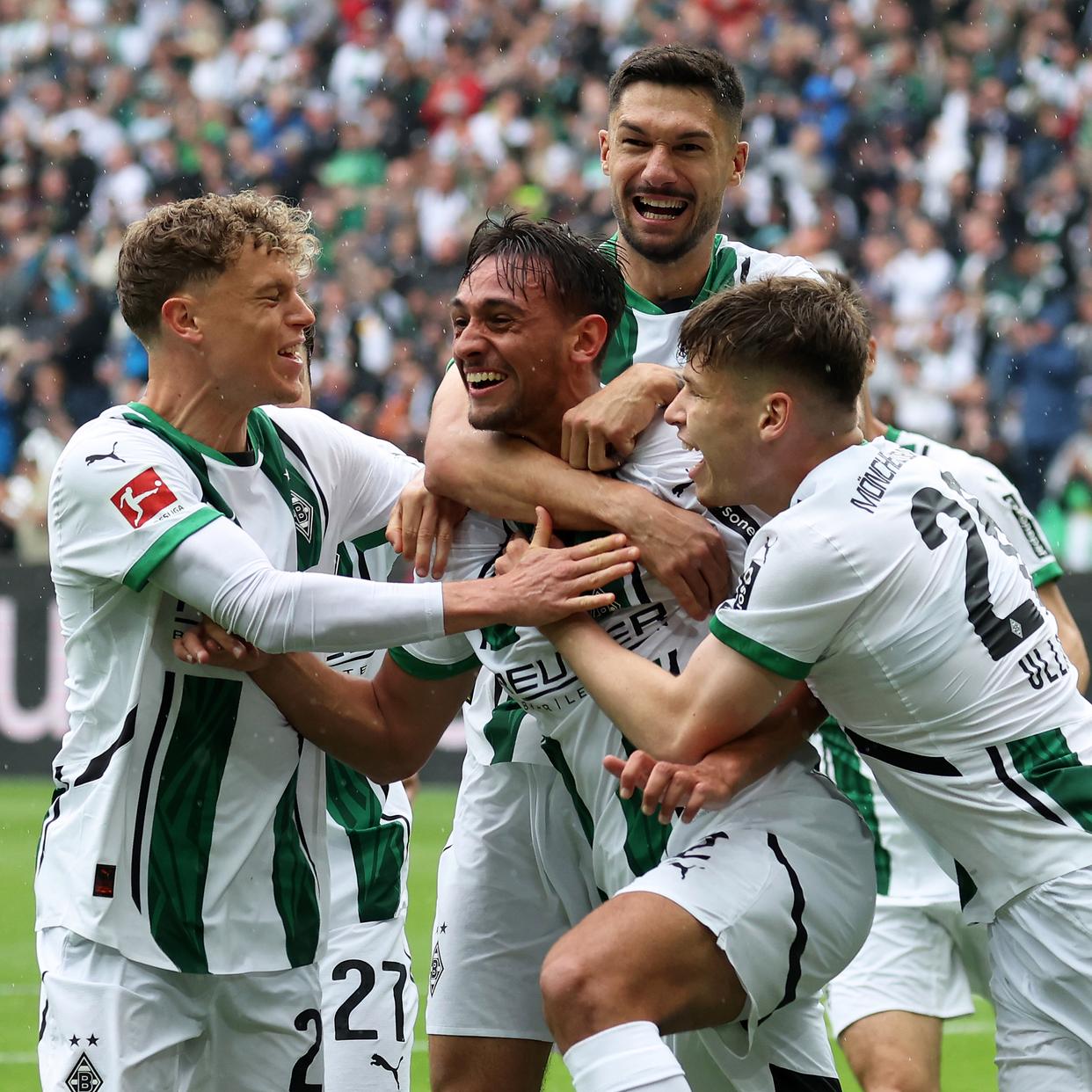 包含霍芬海姆主帅对球队发挥不满，寻求解决战术问题的词条