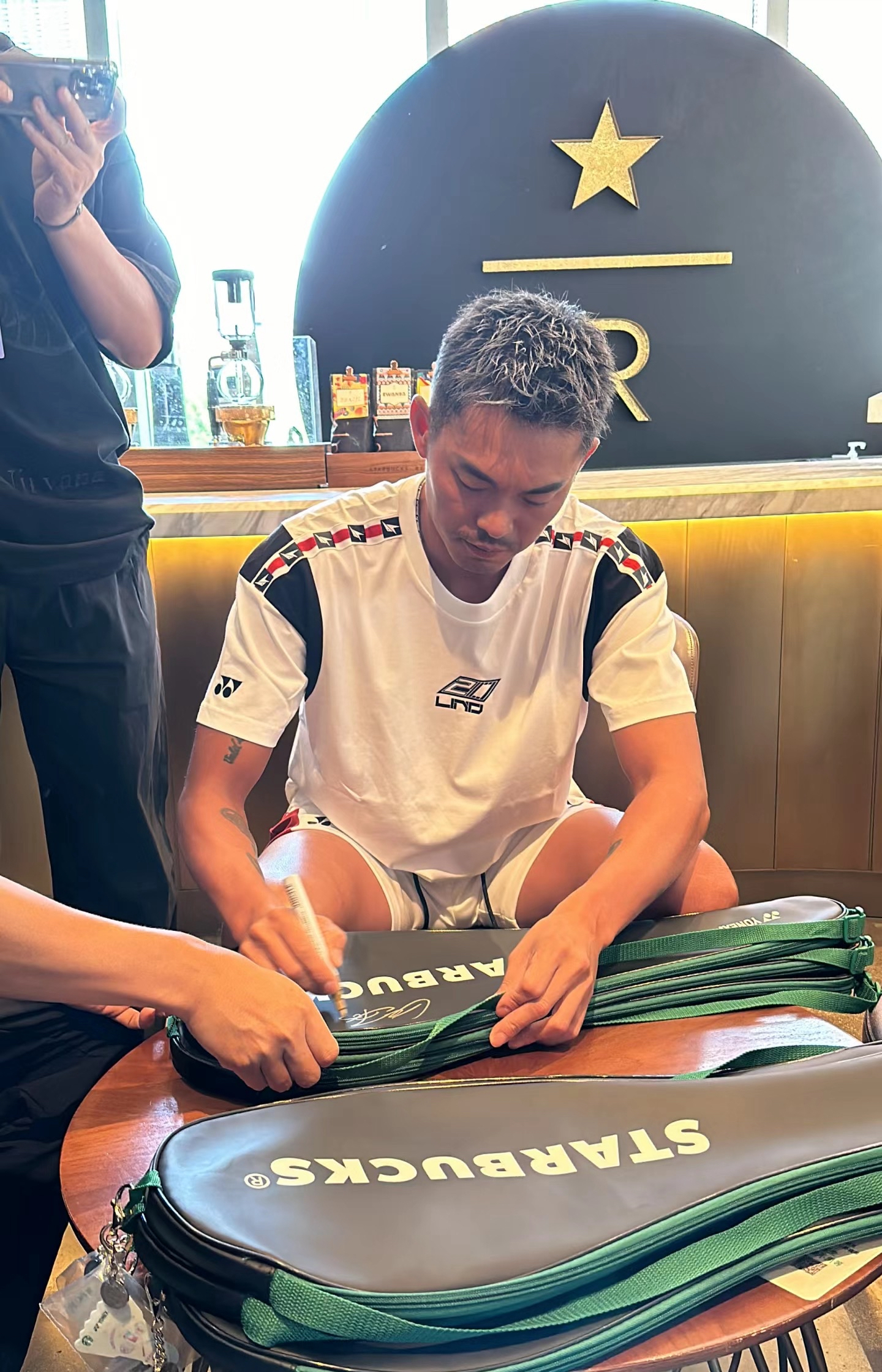 pg电子试玩网站-丹麦羽毛球队完胜韩国羽毛球队，林丹一己之力扛起全队的简单介绍