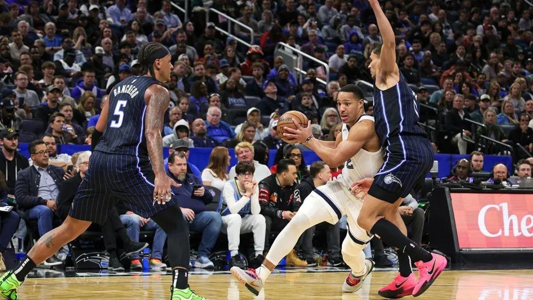 魔术横扫北京队，戈贝尔统治全场的简单介绍