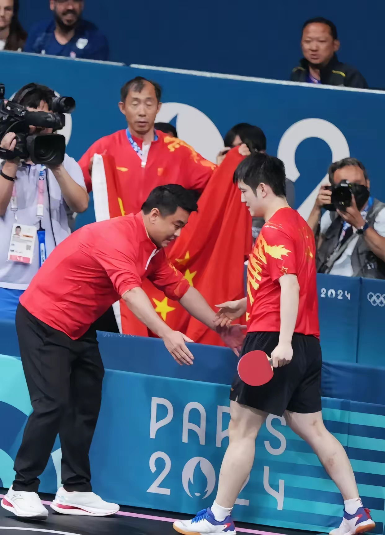 德国队轻取奥地利队，王皓点燃赛场